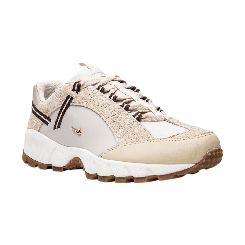 Nike Air Humara LX x Jacquemus