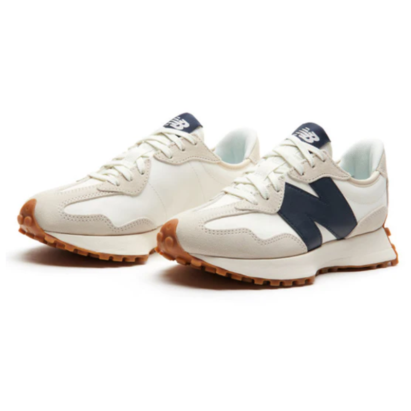 New Balance 327 – Moonbeam Outerspace